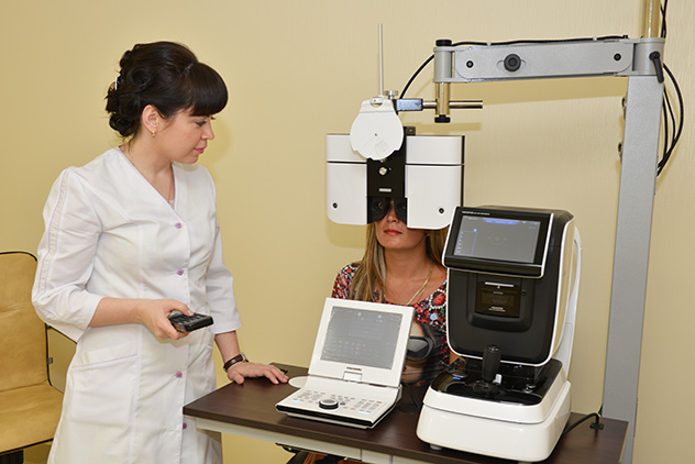 Аппаратная коррекция зрения в клинике Нео Скин